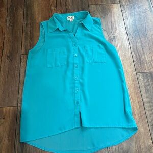 { zenana } Women's Blue Sleeveless Top